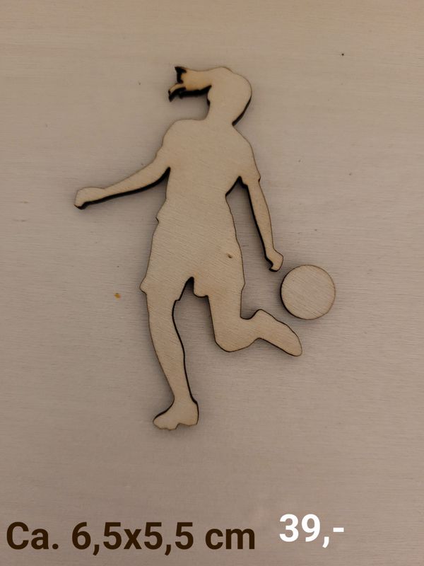 Fotballspiller jente- scrappehuset egen trepynt- T138